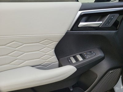 2025 Mitsubishi Outlander SEL