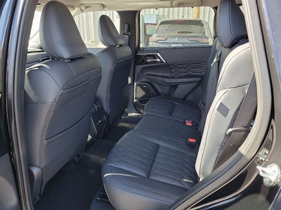 2025 Mitsubishi Outlander SEL