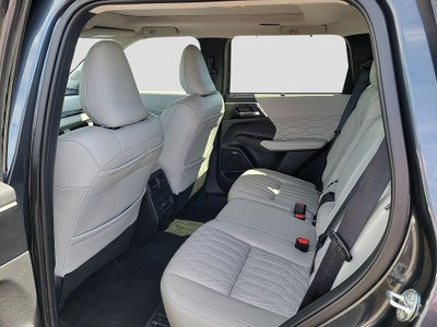 2025 Mitsubishi Outlander SEL