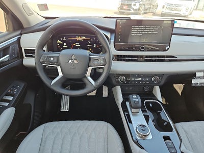 2025 Mitsubishi Outlander SEL