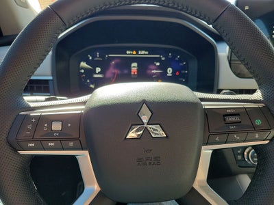 2025 Mitsubishi Outlander SEL