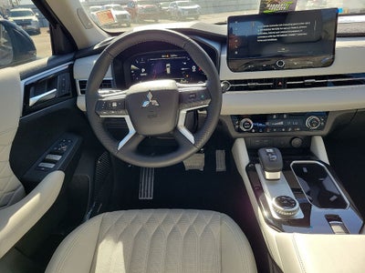 2025 Mitsubishi Outlander SEL