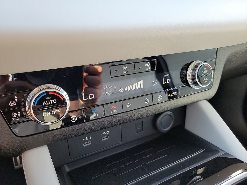 2025 Mitsubishi Outlander SEL