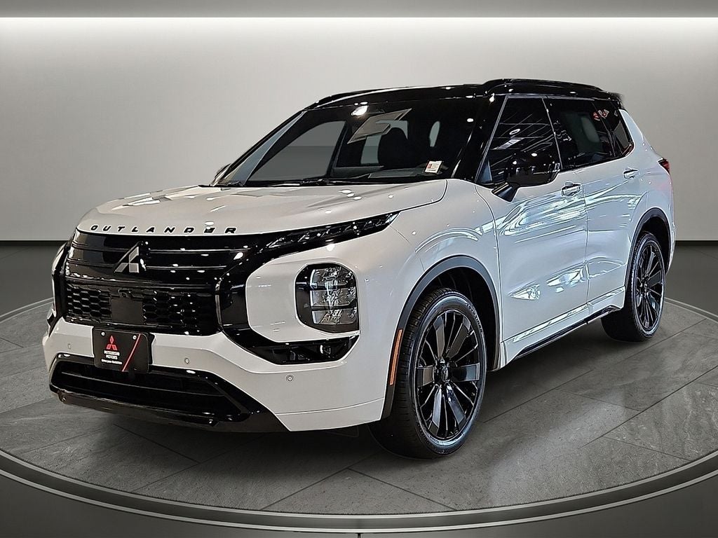 2026 Mitsubishi Outlander Black Edition