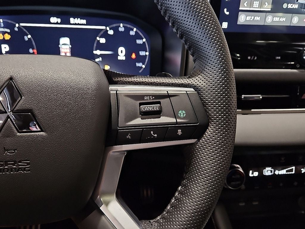 2026 Mitsubishi Outlander Black Edition