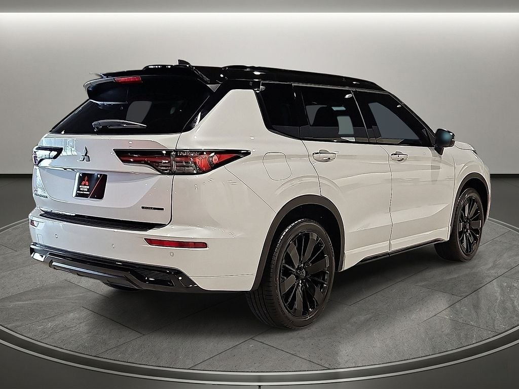 2026 Mitsubishi Outlander Black Edition