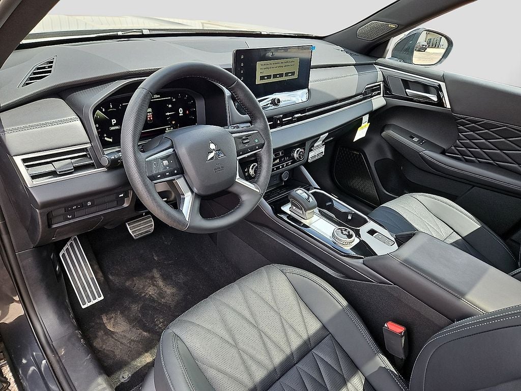 2026 Mitsubishi Outlander Black Edition