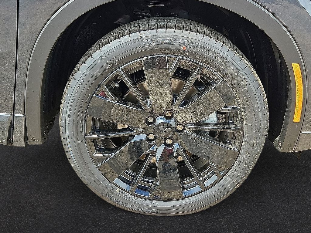 2026 Mitsubishi Outlander Black Edition