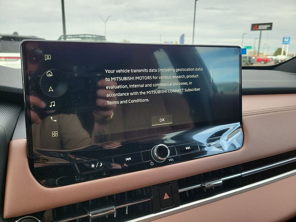 2026 Mitsubishi Outlander SEL