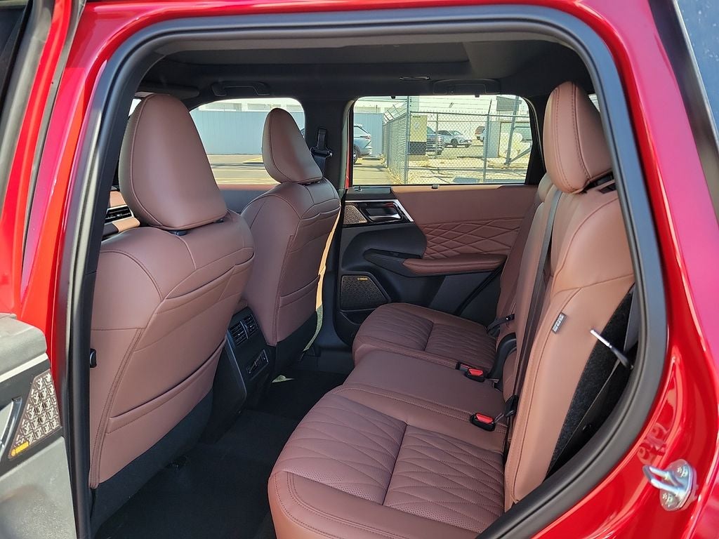 2026 Mitsubishi Outlander SEL