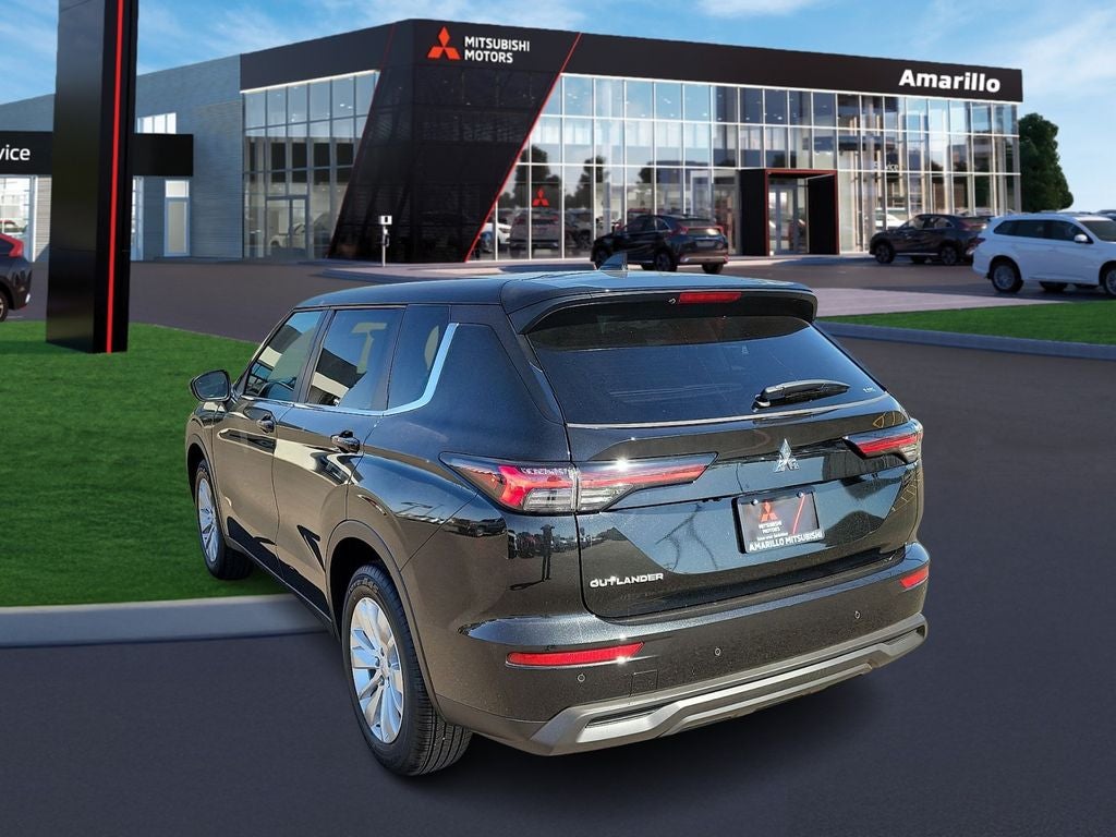 2026 Mitsubishi Outlander ES