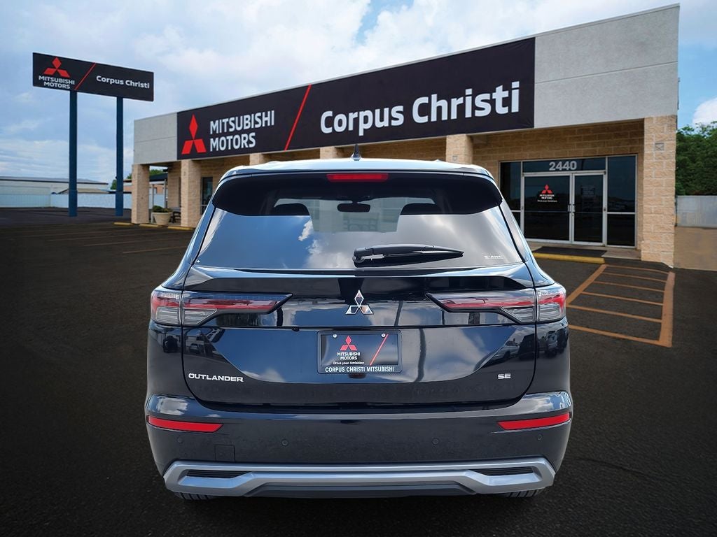 2025 Mitsubishi Outlander SE