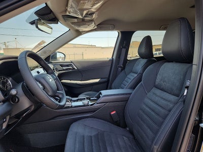 2025 Mitsubishi Outlander SE