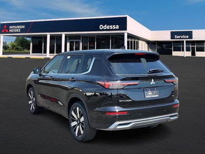 2025 Mitsubishi Outlander SE