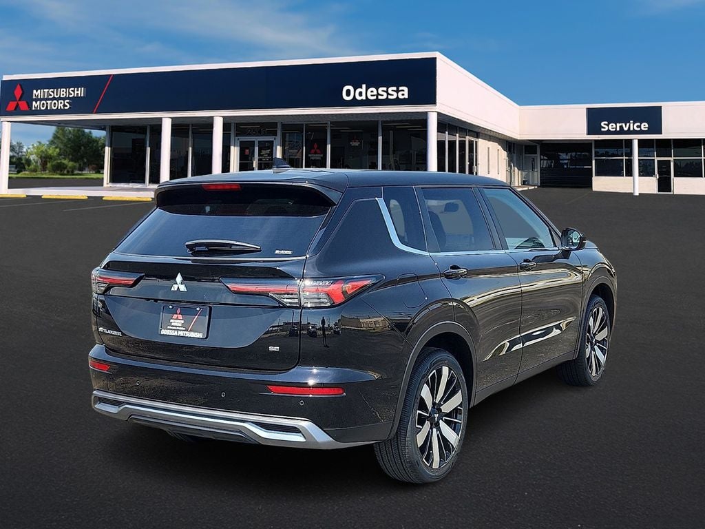 2025 Mitsubishi Outlander SE