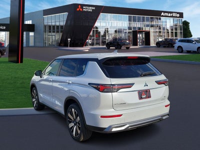 2025 Mitsubishi Outlander SE