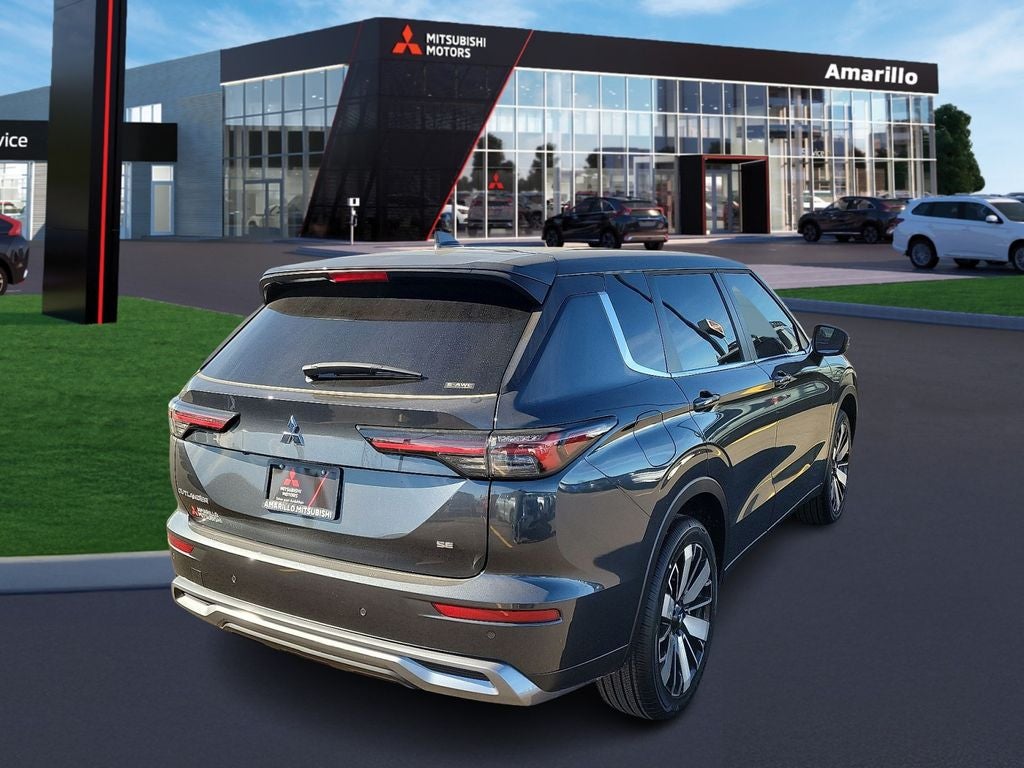 2025 Mitsubishi Outlander SE