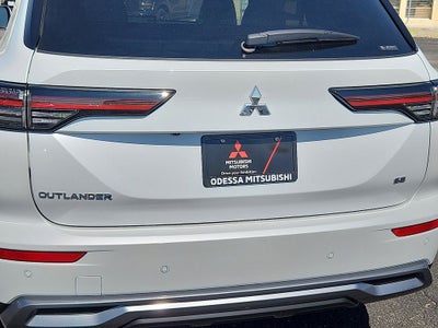 2025 Mitsubishi Outlander SE