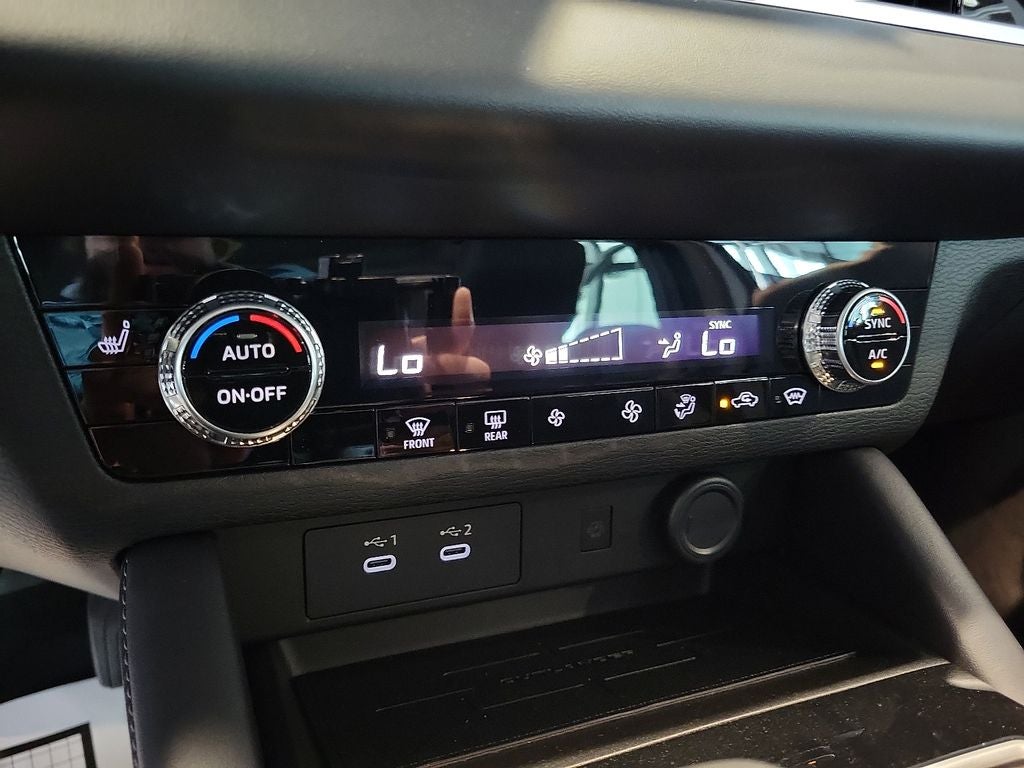 2025 Mitsubishi Outlander Trail Edition