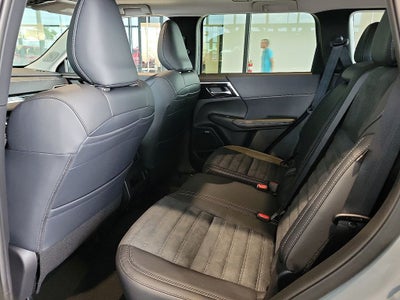 2025 Mitsubishi Outlander Trail Edition