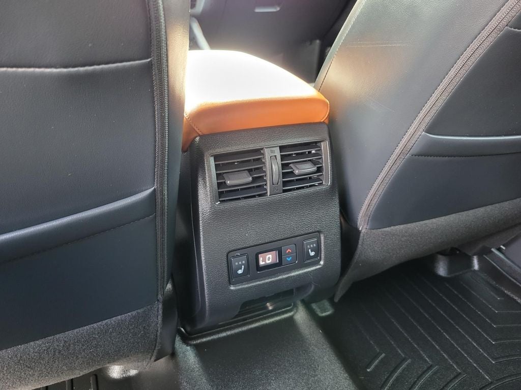 2023 Mitsubishi Outlander SEL