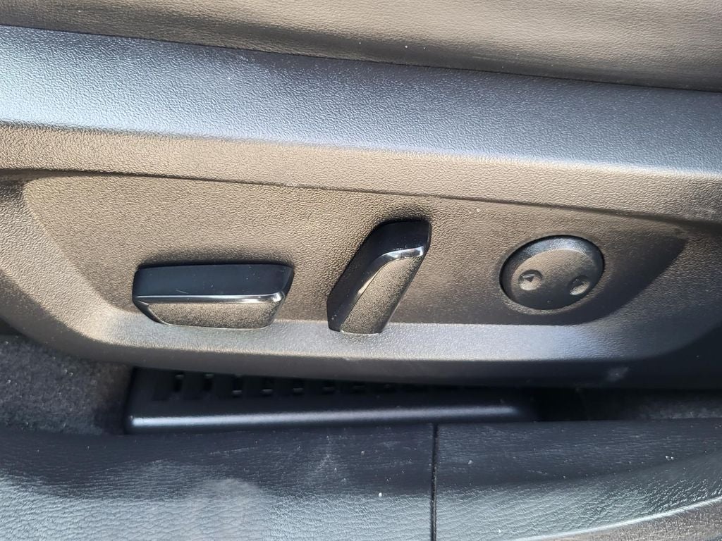 2023 Mitsubishi Outlander SEL