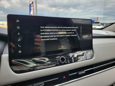 2025 Mitsubishi Outlander SE