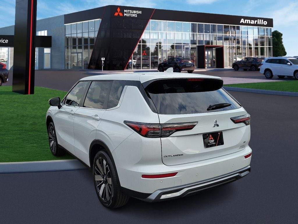 2025 Mitsubishi Outlander SE