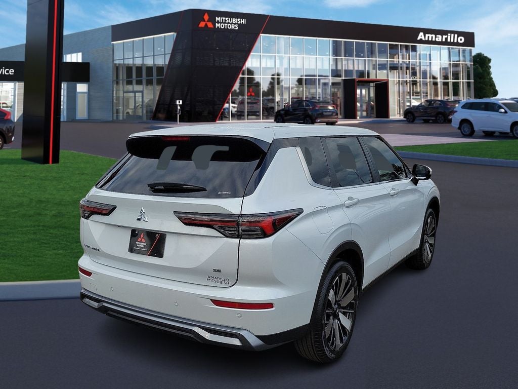 2025 Mitsubishi Outlander SE