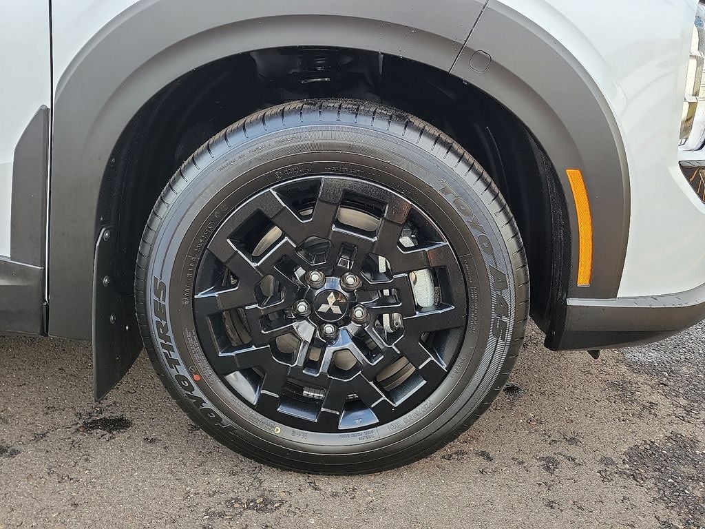 2025 Mitsubishi Outlander Trail Edition