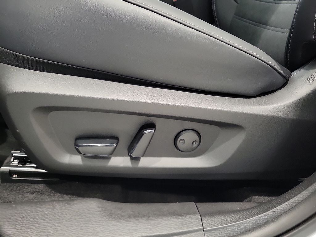 2025 Mitsubishi Outlander Trail Edition