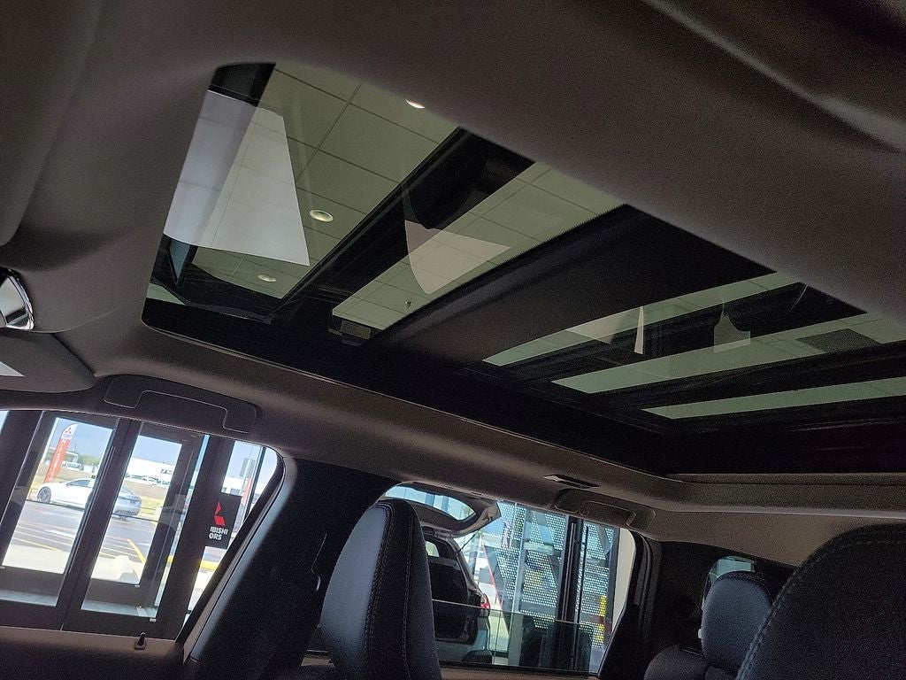 2025 Mitsubishi Outlander Trail Edition