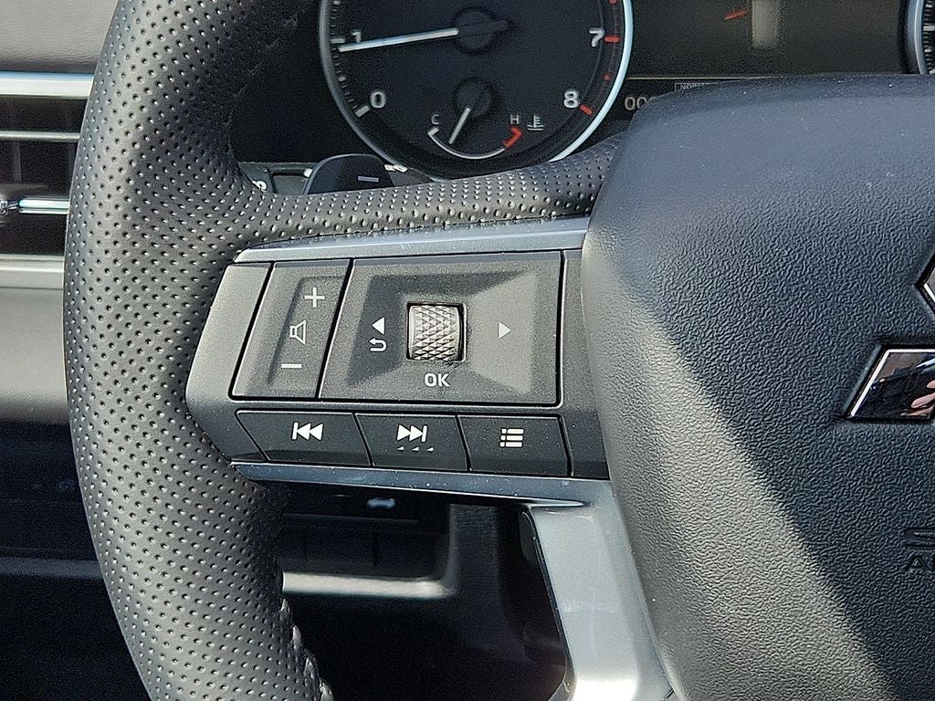 2025 Mitsubishi Outlander Trail Edition