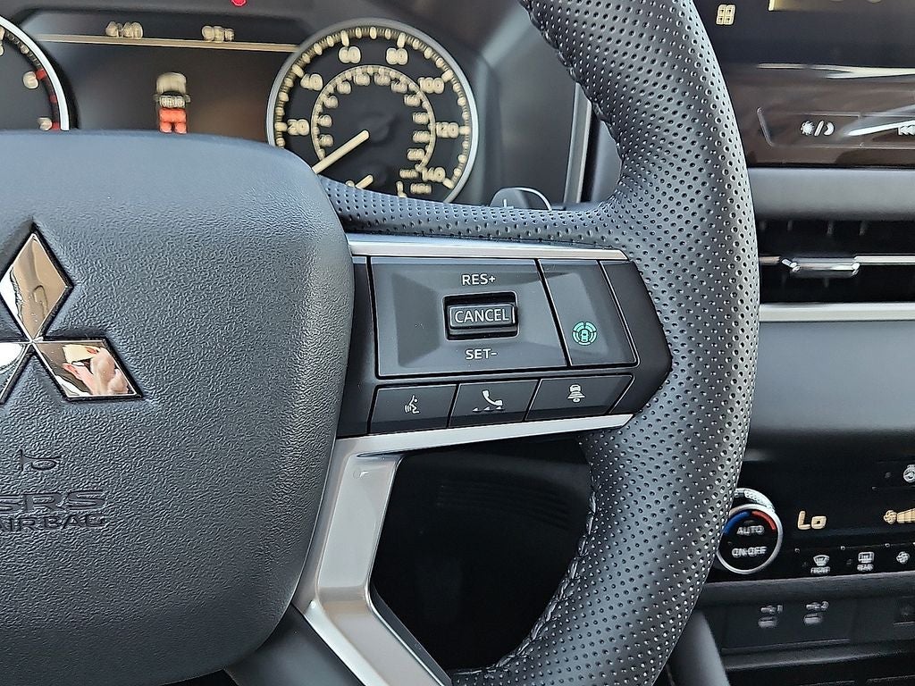 2026 Mitsubishi Outlander Trail Edition