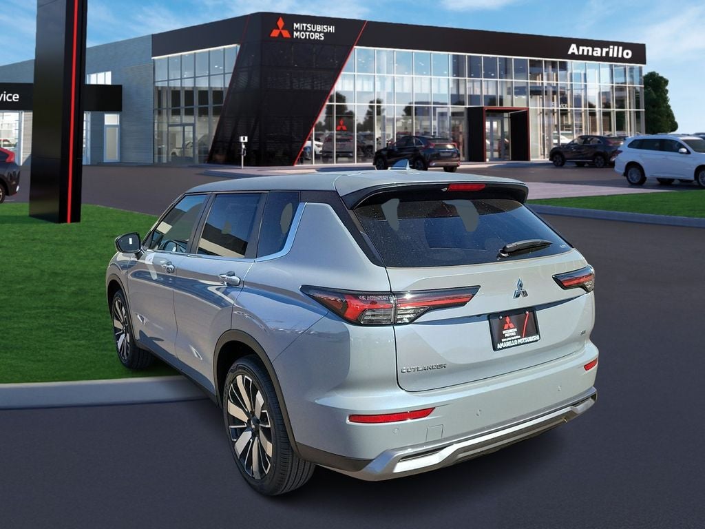 2026 Mitsubishi Outlander SE