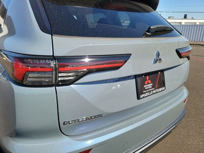 2026 Mitsubishi Outlander SE