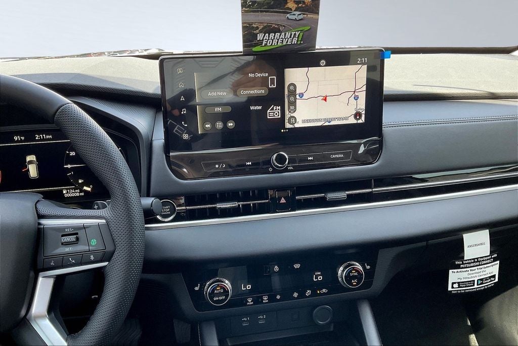 2026 Mitsubishi Outlander SE