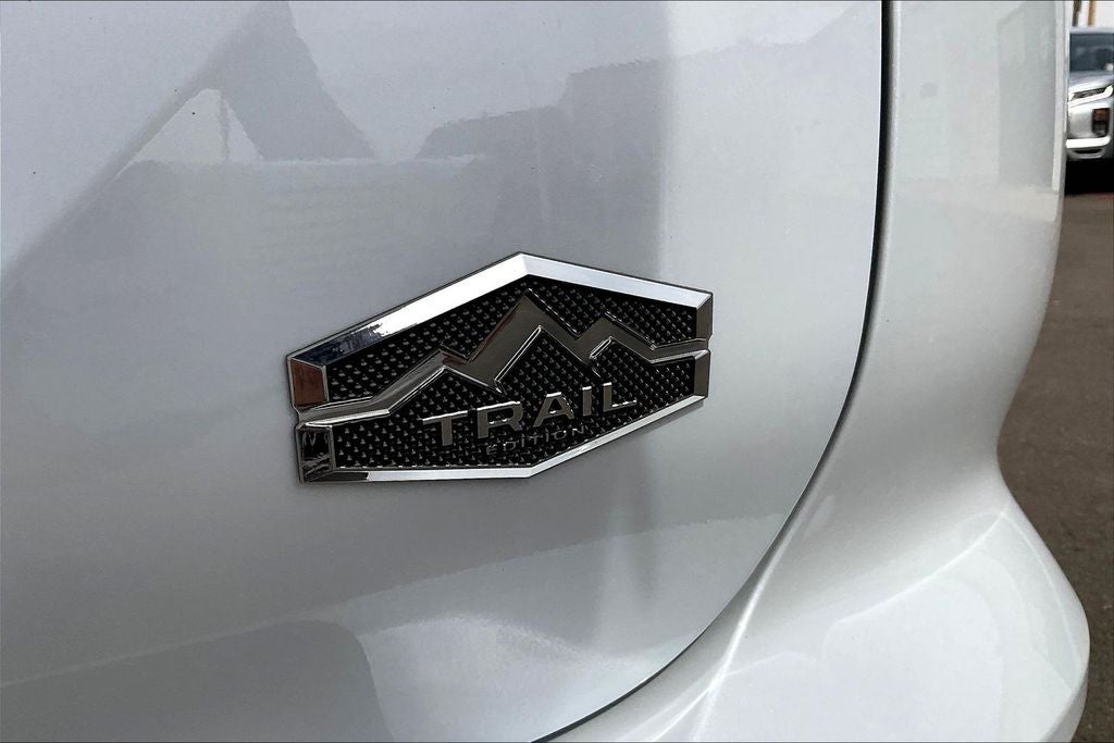 2026 Mitsubishi Outlander Trail Edition