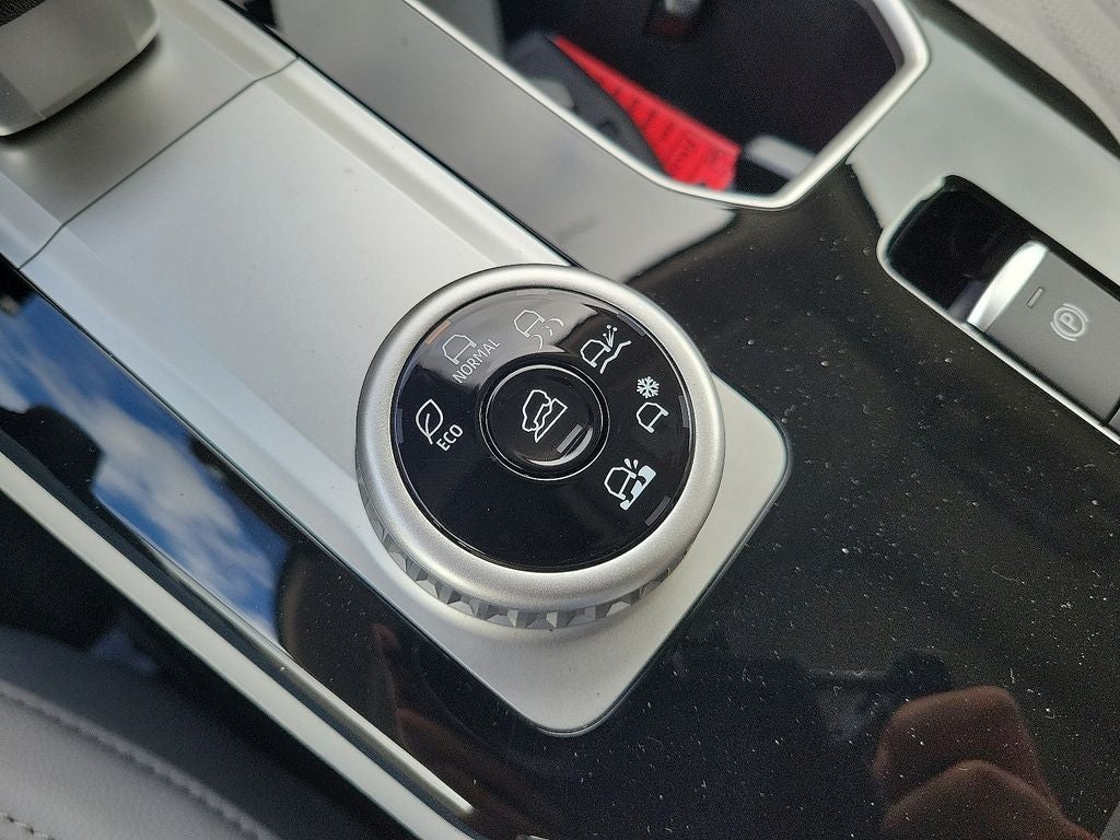 2025 Mitsubishi Outlander Platinum Edition