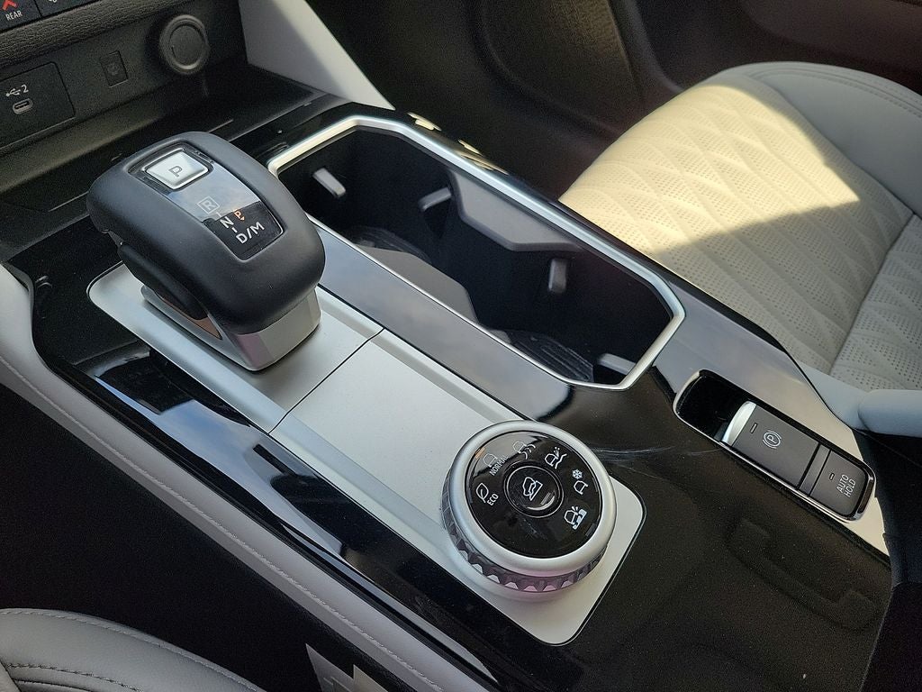 2025 Mitsubishi Outlander Platinum Edition