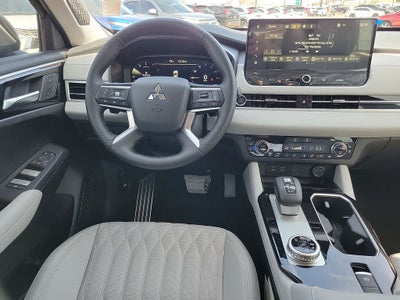 2025 Mitsubishi Outlander Platinum Edition