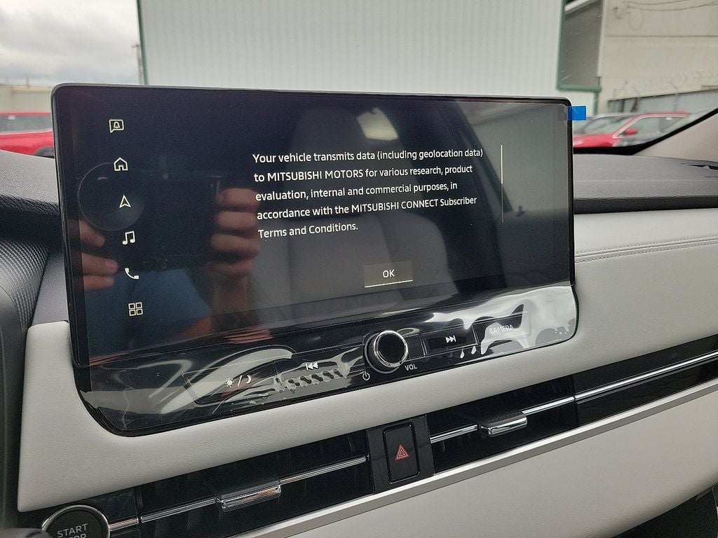 2025 Mitsubishi Outlander Platinum Edition