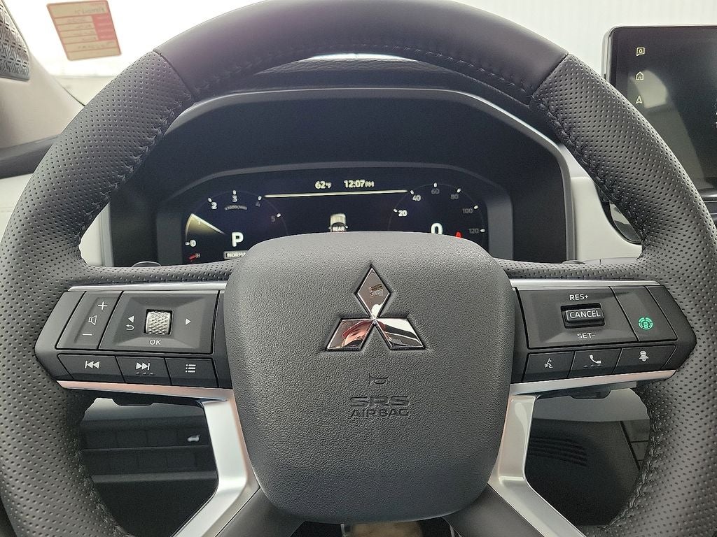 2025 Mitsubishi Outlander Platinum Edition