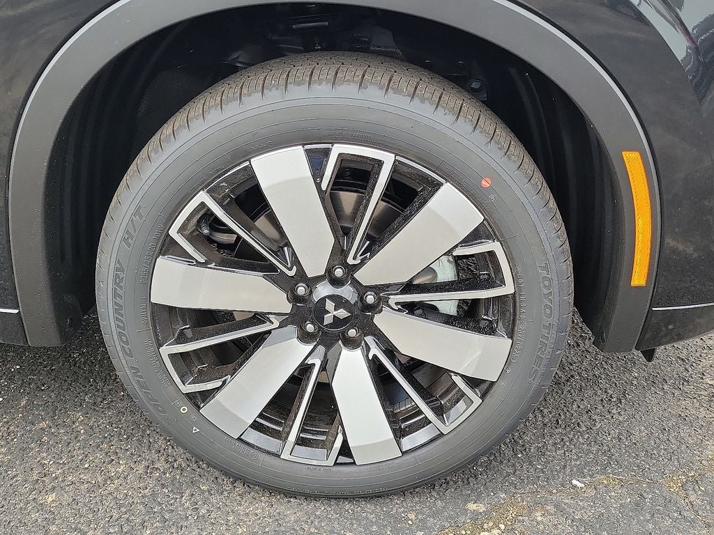 2025 Mitsubishi Outlander Platinum Edition