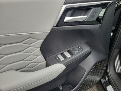 2025 Mitsubishi Outlander Platinum Edition