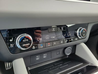 2025 Mitsubishi Outlander Platinum Edition