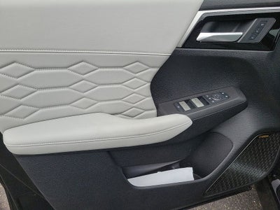 2025 Mitsubishi Outlander PLATINUM EDITION