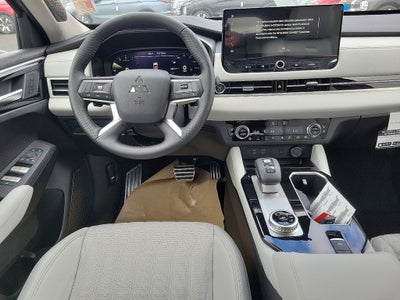 2025 Mitsubishi Outlander Platinum Edition