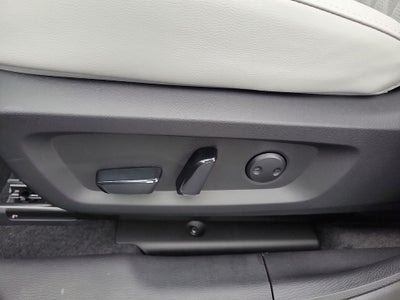 2025 Mitsubishi Outlander Platinum Edition