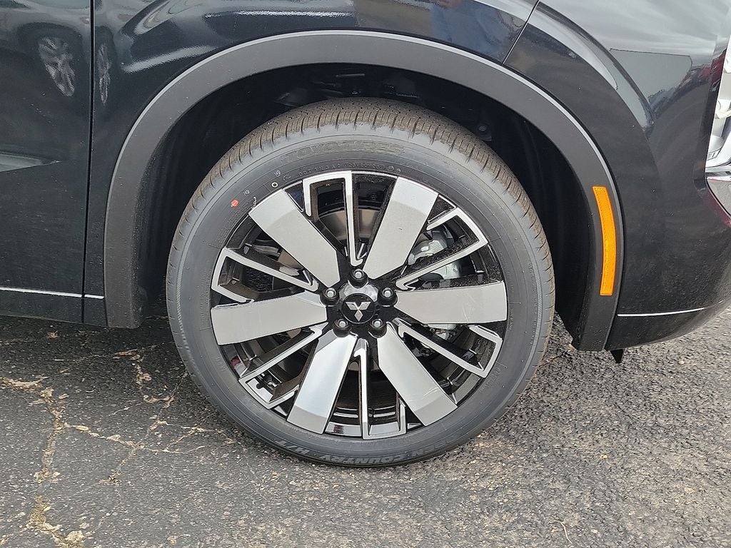 2025 Mitsubishi Outlander Platinum Edition